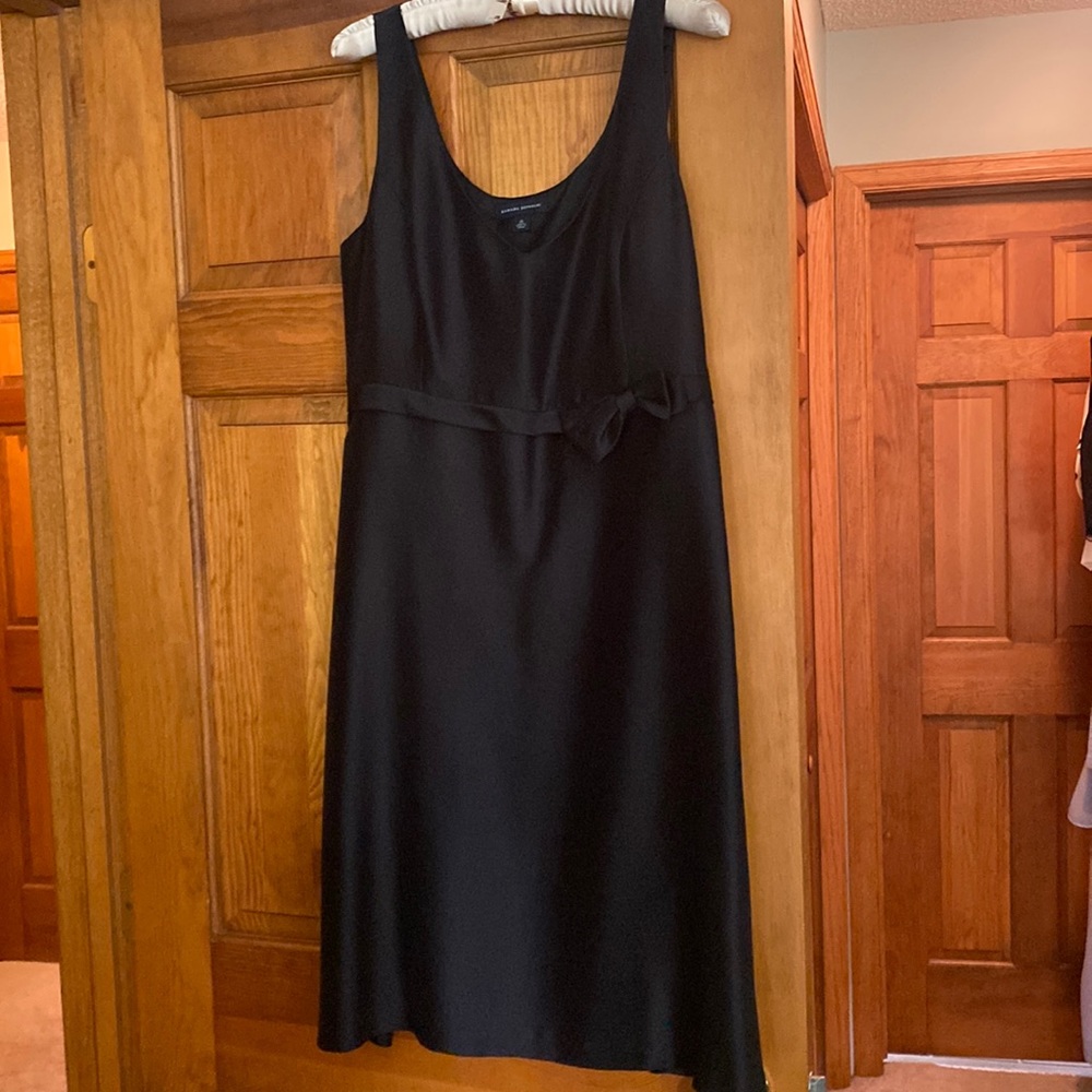 Banana Republic black sleeveless dress